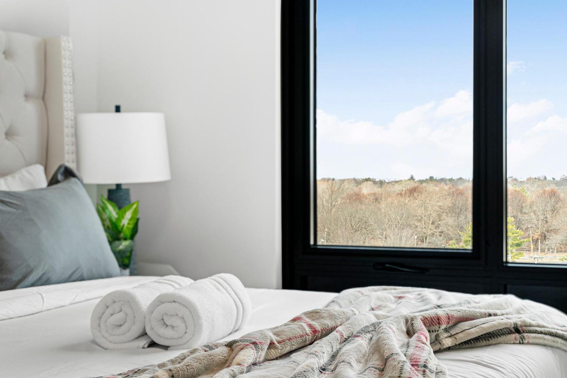Furnished Luxury Apartment Next To Harvard Stadium Boston Exterior photo